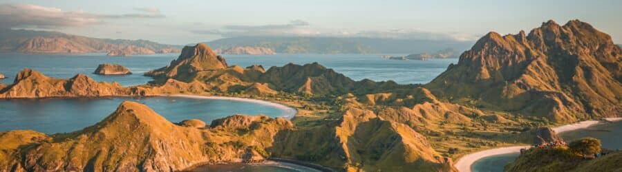 Komodo : l'archipel des dragons et des baies turquoise