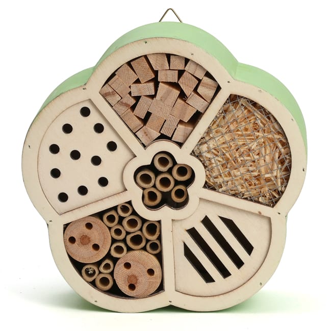 Hôtel à insectes artisanal fleur en bois de pin non traité certifié FSC®